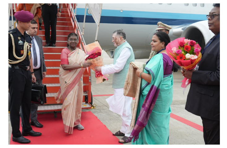 rashtrapati dropadi murmu pahunchi deoghar 
