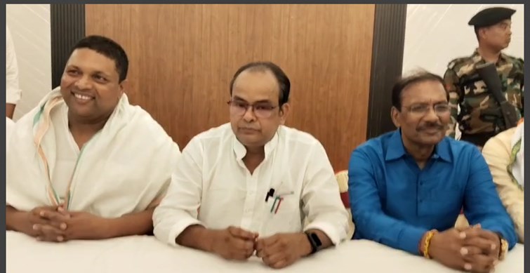 rashtrapati ka amsa daure per rajniti tej 