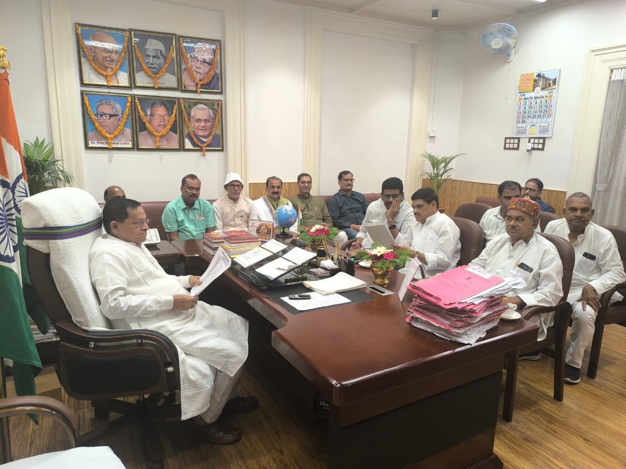 Delegation of Bihar State Primary Teachers Association met the Chairman and discussed their 7 point demands