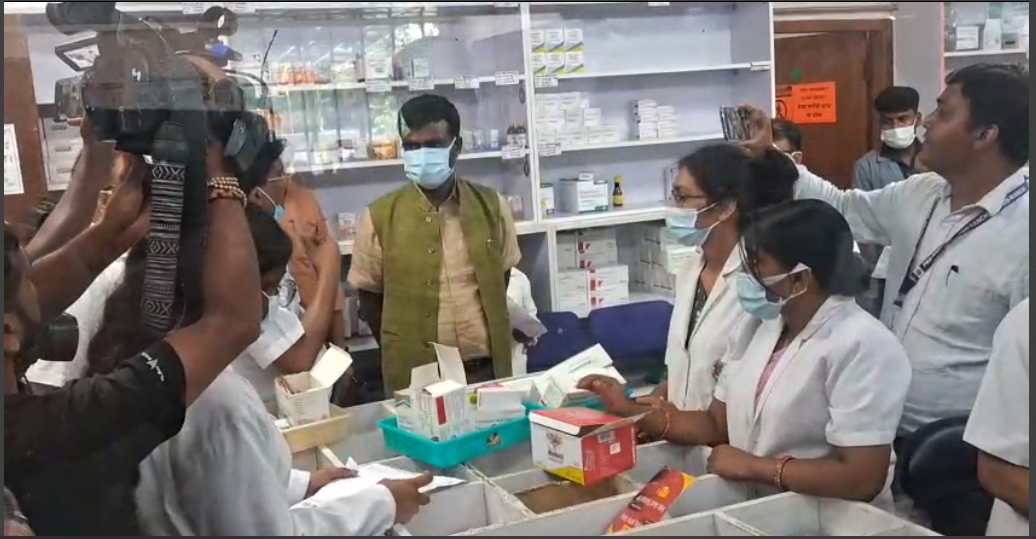 ranchi dc ne sadar aspataal ka kiya auchak nirikshan