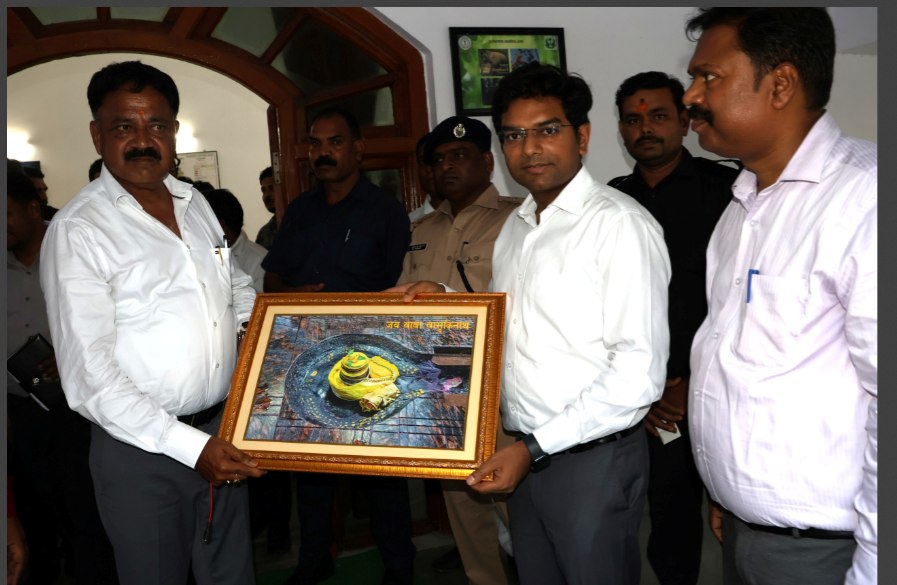 mantri sudivya kumar sonu pahunche basukinaathdham