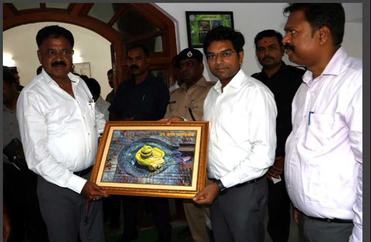 mantri sudivya kumar sonu pahunche basukinaathdham