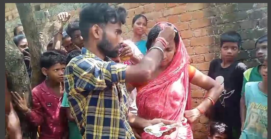 pakur mai ajibogarib maamla