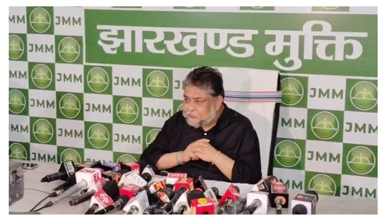 jmm ne kendra  aur  chunaw aayog  per lagaya gambhir  aarop
