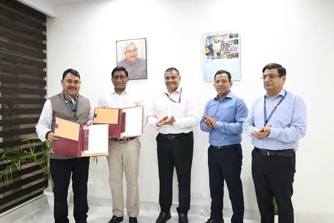 MOU signed between Bihar Government and AAI for 6 new regional airports, many officials were present in the meeting