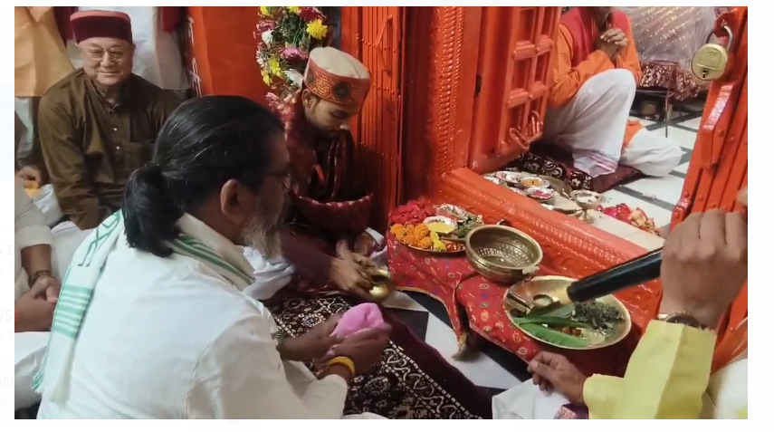 garhwa mai 2 divsiye shree banshidhar mahotsav