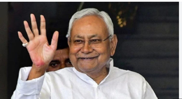 cm nitish kumar pahunche rajgeer 