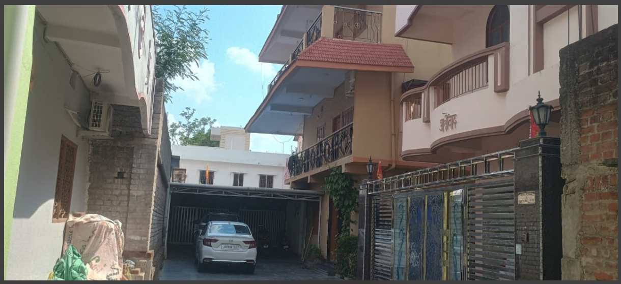 chaibasa mai ek baar fir it/gst ki chhapemari 