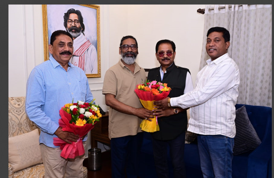 cm hemant se mile congress neta dhiraj prasad sahu