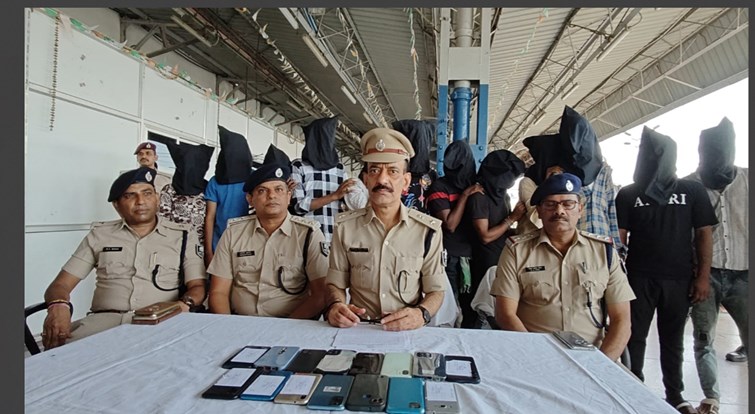 mobile chor giroh ka bhandafore