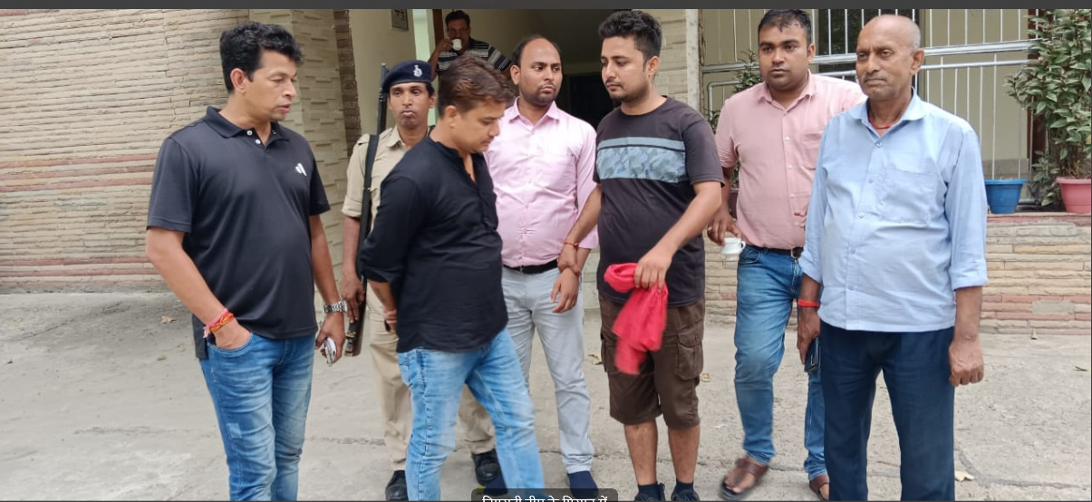 nigrani vibhag ki badi karrawai 