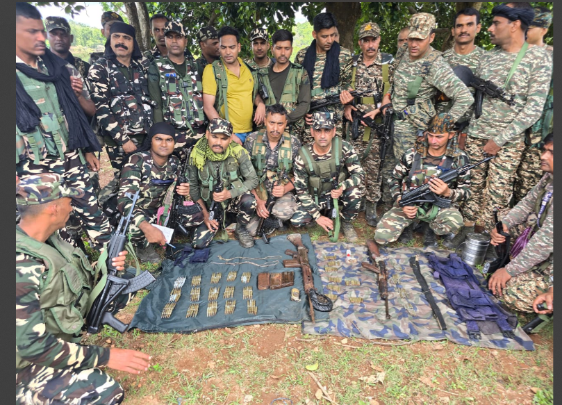 naxaliyo ke mansube per fira paani 