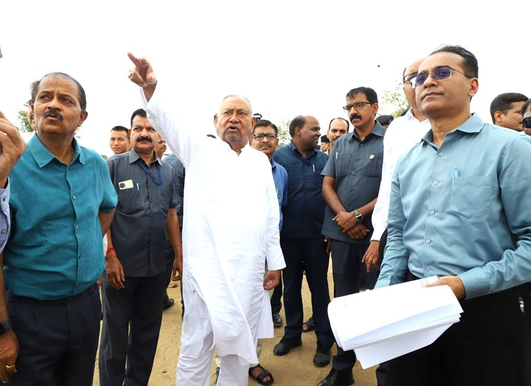 CM Nitish inspected the under-construction Sherpur-Dighwara Ganga bridge, instructed the officials to speed up the work