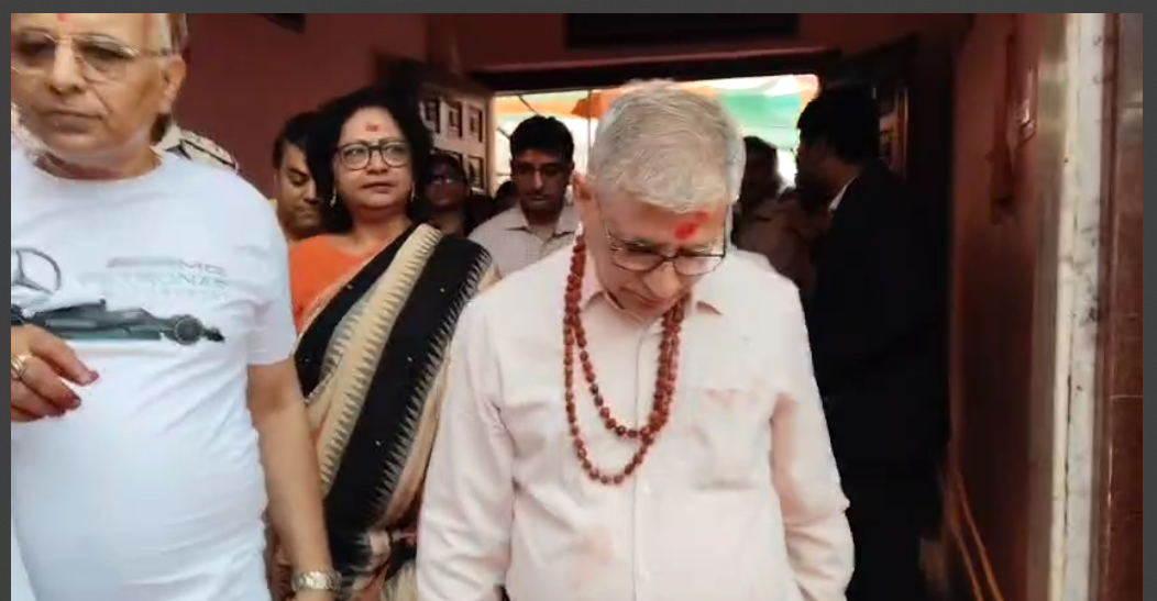 16 wai vitta  aayog ki team pahunche deoghar