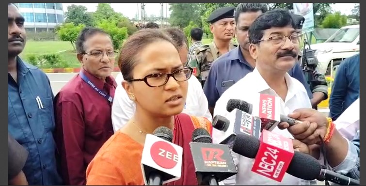 pesa kanun ko lekar siyasi ghamasan tej 