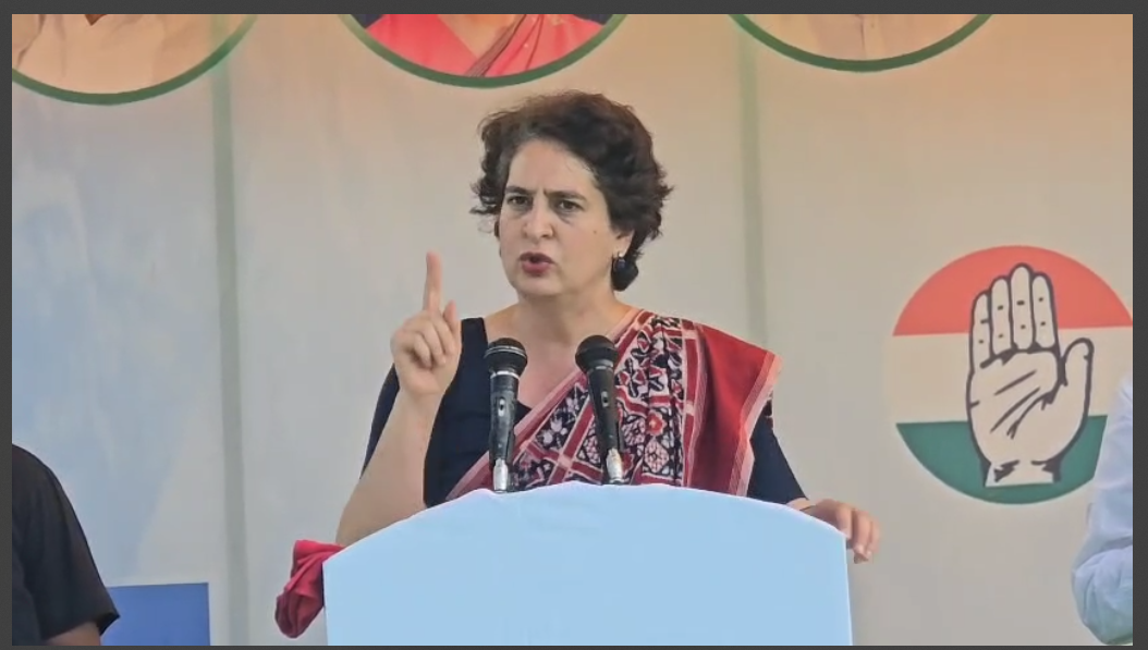 priyanka gandhi ne bagha mai kiya chunavi sabha