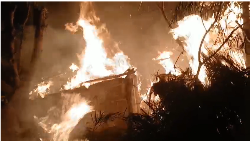 A massive fire broke out due to short circuit, two houses burnt to ashes.