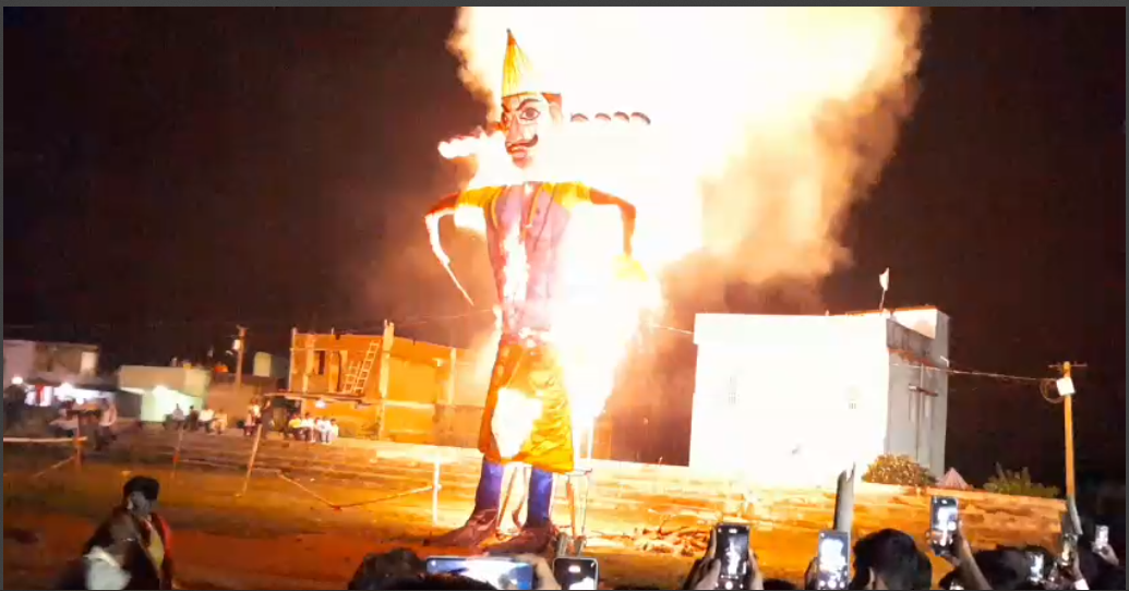 latehar mai ahankaar rupi rawan ka huwa dahan