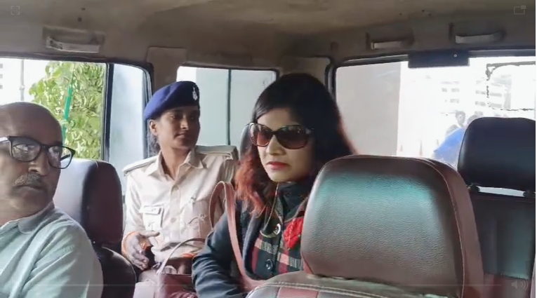 Suspected woman arrested from Patna airport