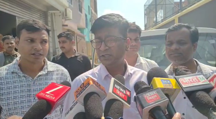 Vigilance raids executive engineer's house in Bhagalpur on charges of possessing disproportionate assets