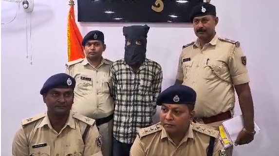 Police busted a prostitution racket, two accused including a woman were arrested.