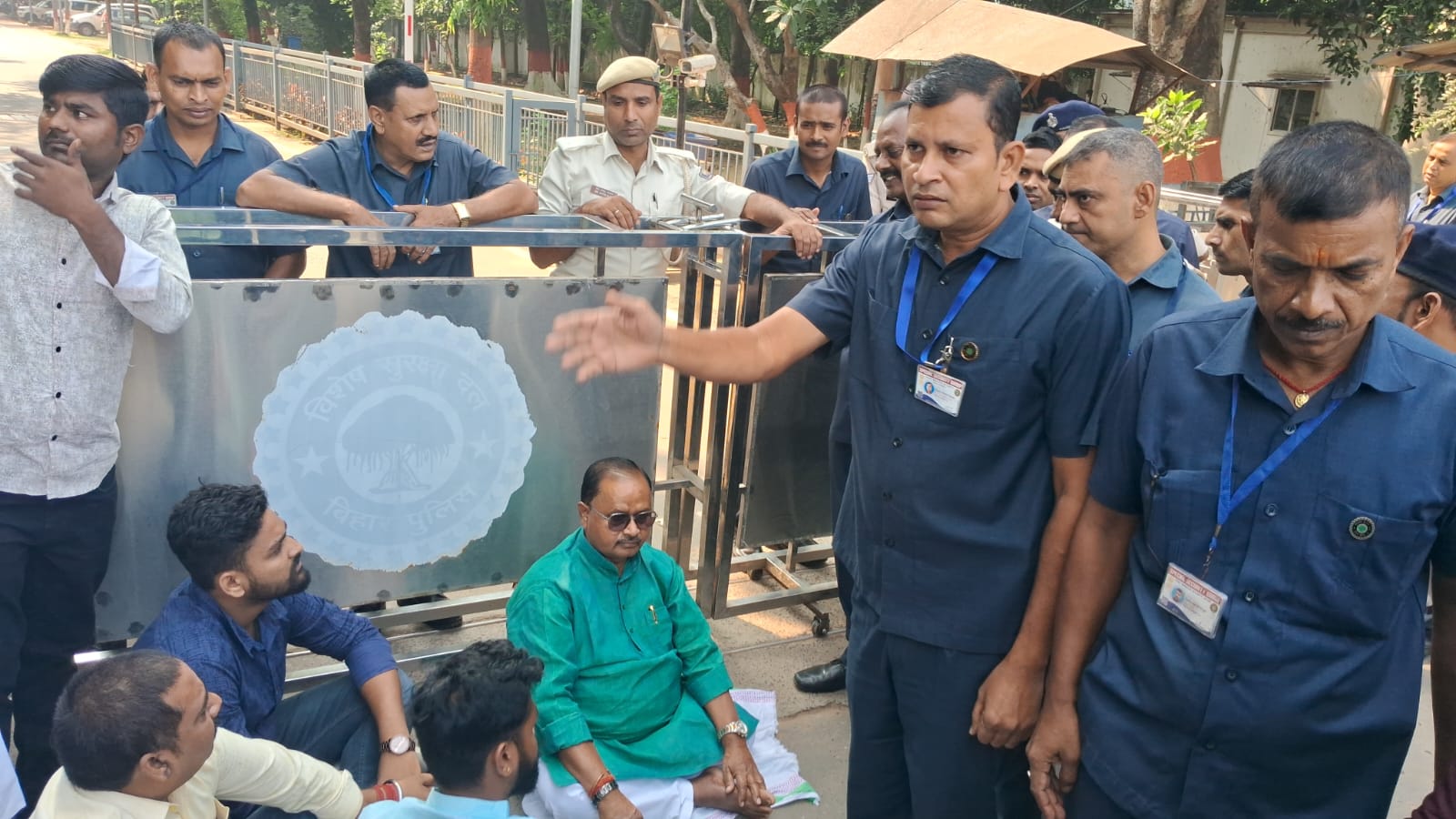 Gopal Mandal creates ruckus at CM House, sits on protest after not getting entry