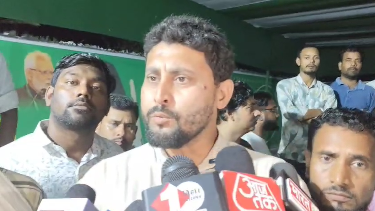 State president accused of selling tickets