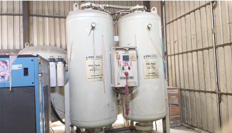 Oxygen plants installed in hospitals have been closed for a long time