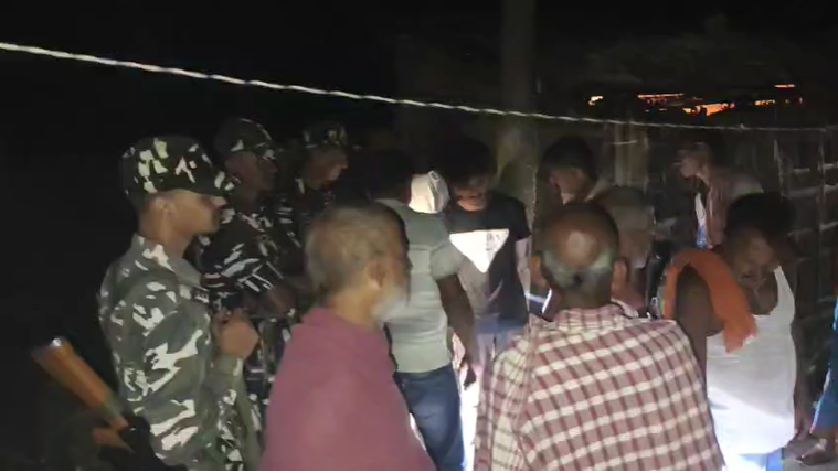 Villagers caught a thief red-handed while stealing a donkey.