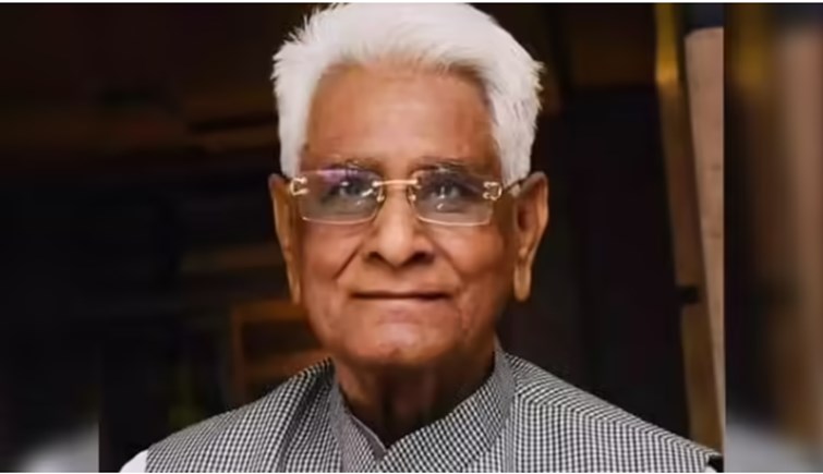 Governor Arif Mohammad Khan and Chief Minister Nitish Kumar paid tribute