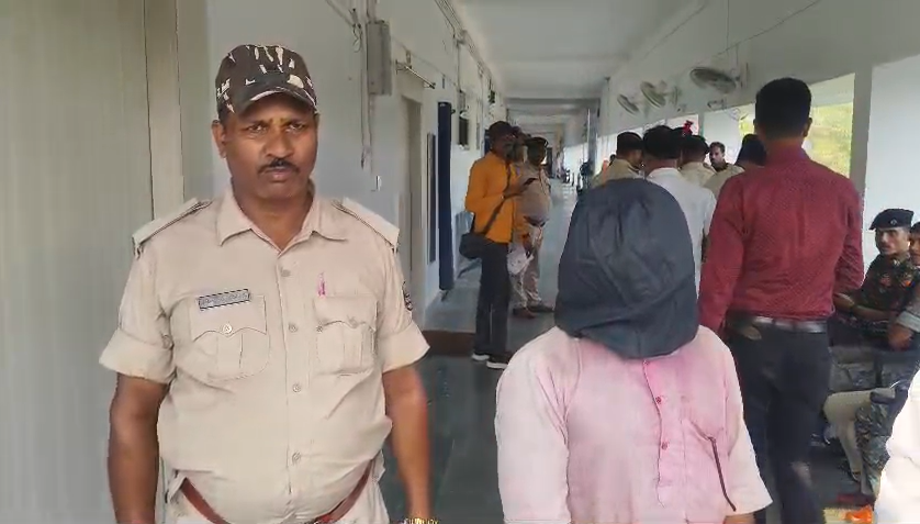 Six weapons recovered, one arrested, equipment for making arms also found
