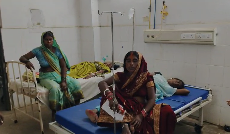 11 people including 6 women injured, two among the injured referred