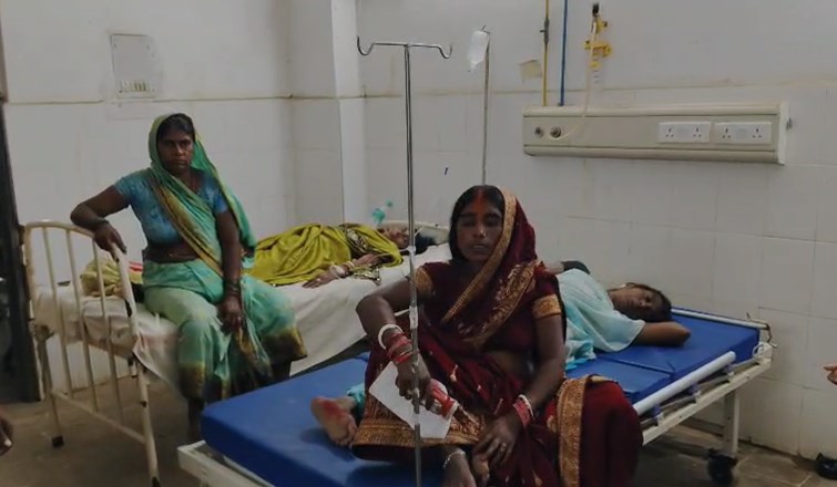 11 people including 6 women injured, two among the injured referred