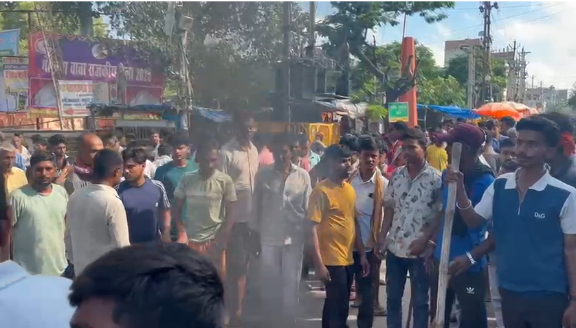 Angry family members demonstrated by setting fire to