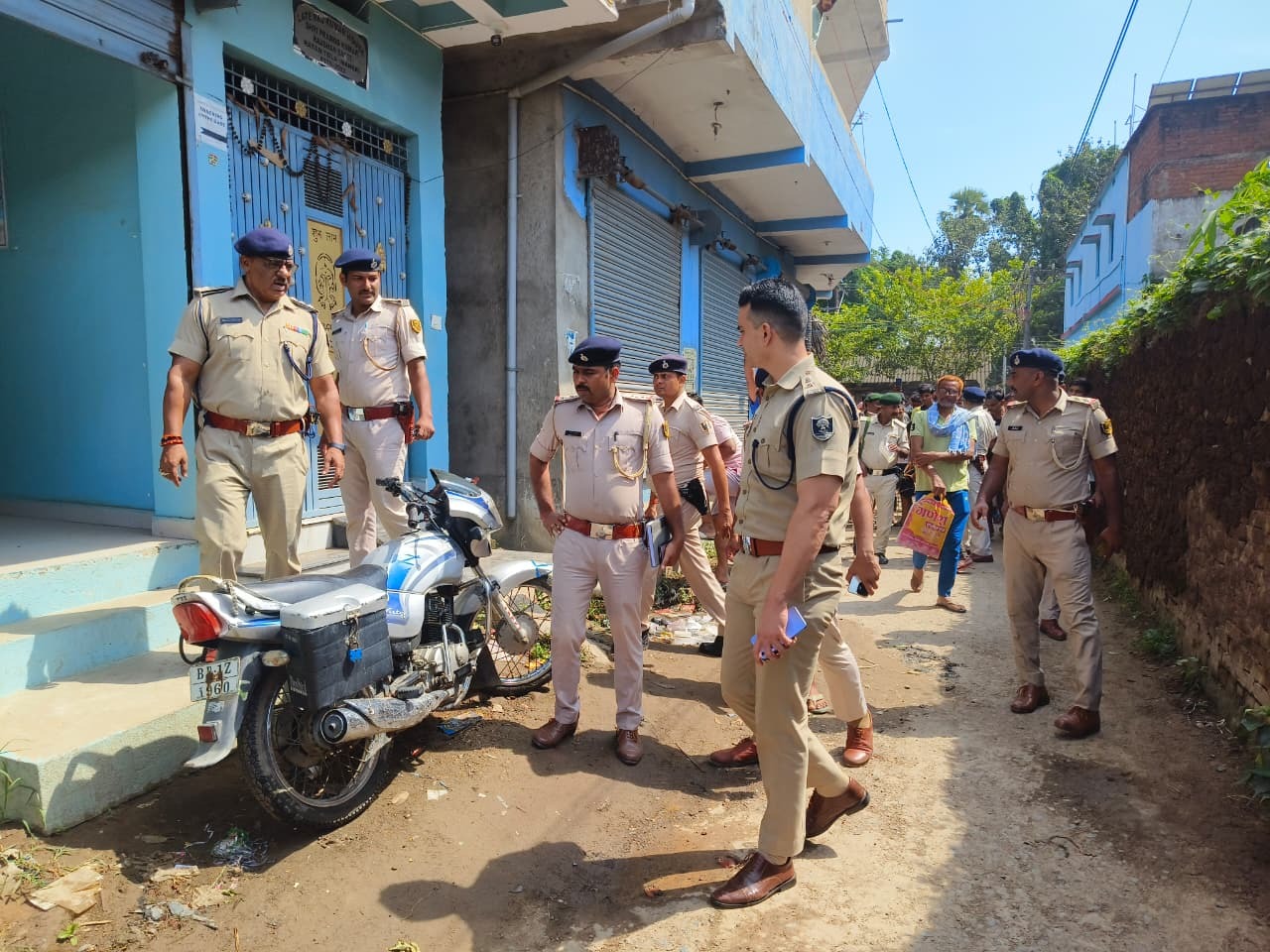 Attempt to murder a student by shooting him in broad daylight