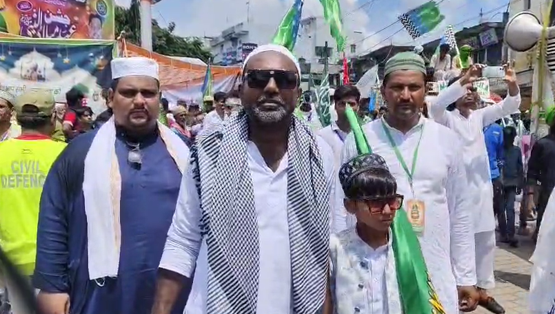 Procession-e-Mohammadi taken out on Jashn-e-Eid Miladunnabi