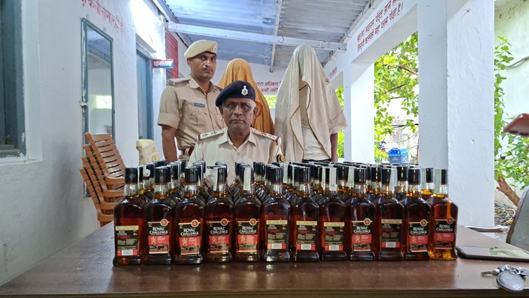 Liquor worth lakhs seized, 2 arrested
