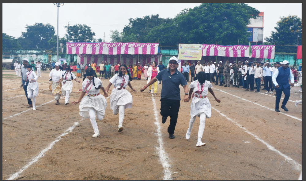 jamtara mai pahli bar blind-fold run for visan 