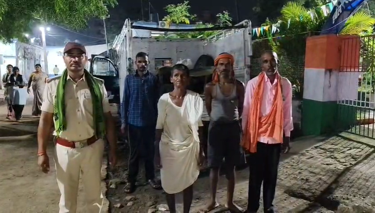 A young man who had gone to graze buffaloes in Nawada drowned in a river, leaving his family inconsolable.