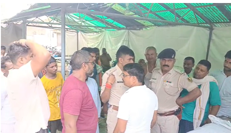 A Bihar Police constable died due to electrocution in Jehanabad. He was posted in Jehanabad court a few days ago.