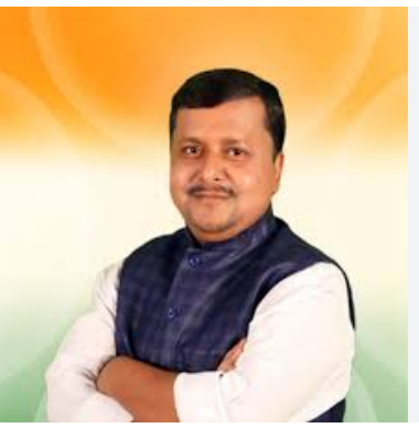 mantri nitin navin ne congress per bola hamla