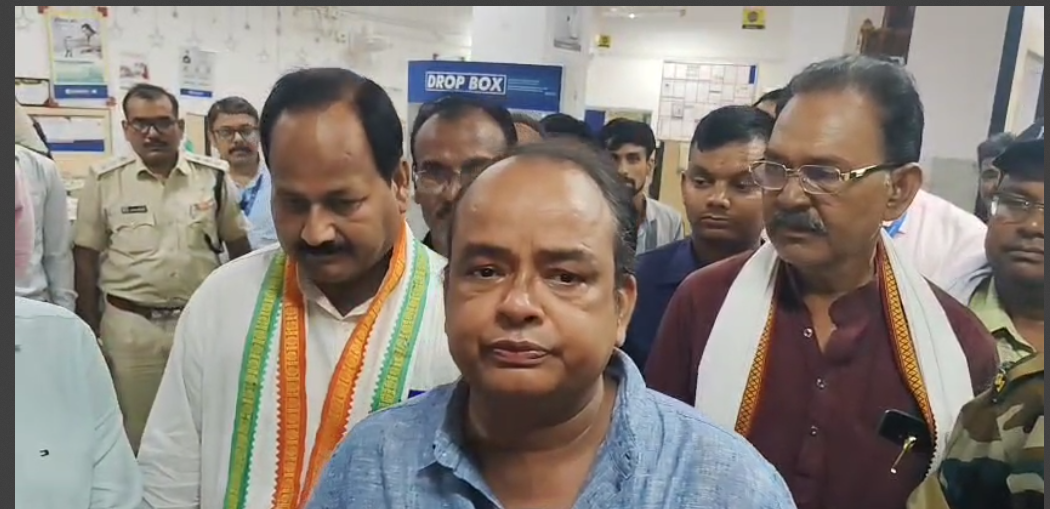 mantri irfaan ansari pahunche madhupur hdfc bank