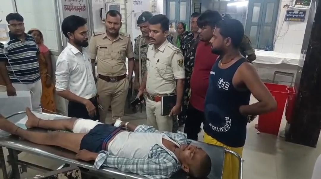 Criminals shot an intermediate student, two bike-borne criminals carried out the incident.