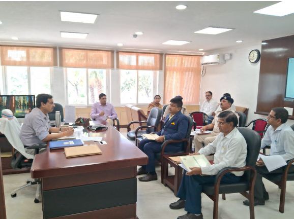 aarogya society ki samiksha baithak