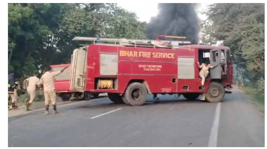 bhagalpur mai bhishan sadak hadsa