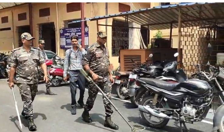 ranchi civil court ko fir mili dhamki