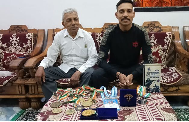 jamshedpur k hasib aalam ke kamal