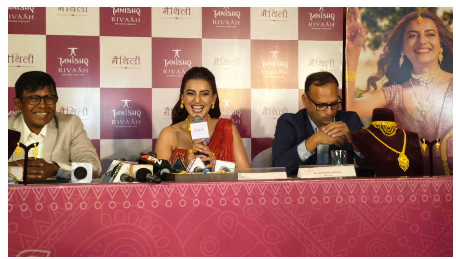riwas baye tanishq ka naya ' maithily' collection