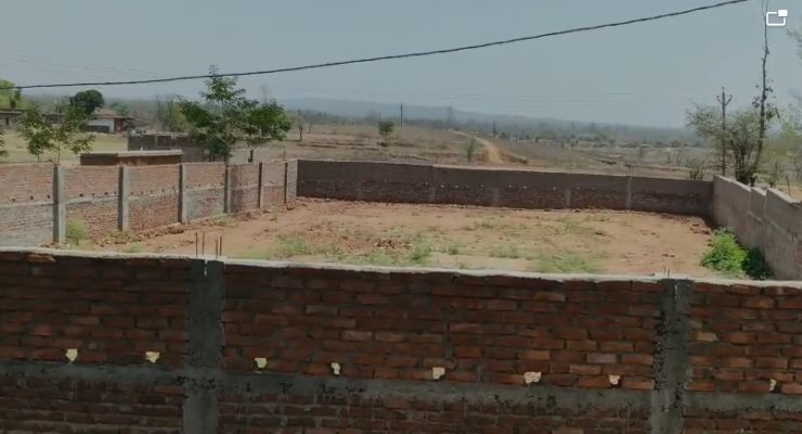 latehar mein bhu mafiyaon ki manmani