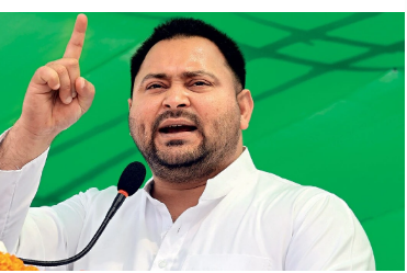 'selected mukhyamantri' kahkar tejaswi ka tanj 